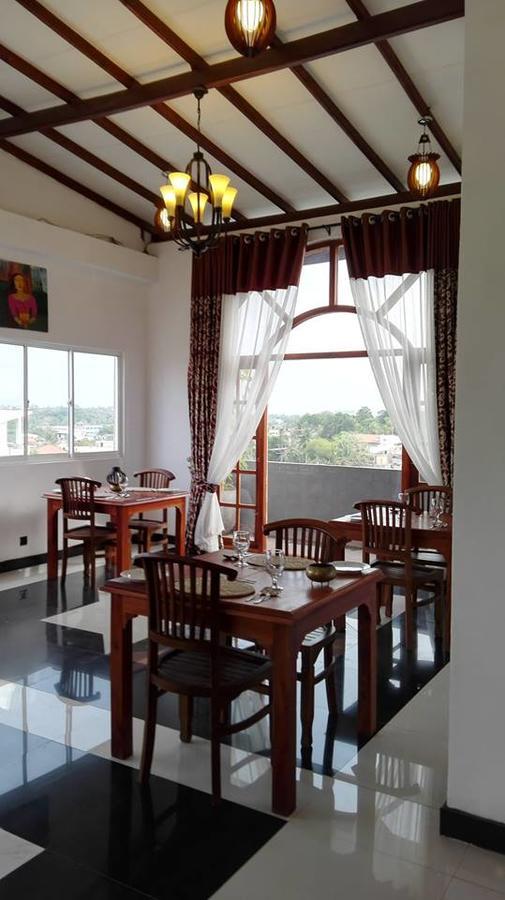 Hotel Richmond House Colombo Nugegoda Exterior foto